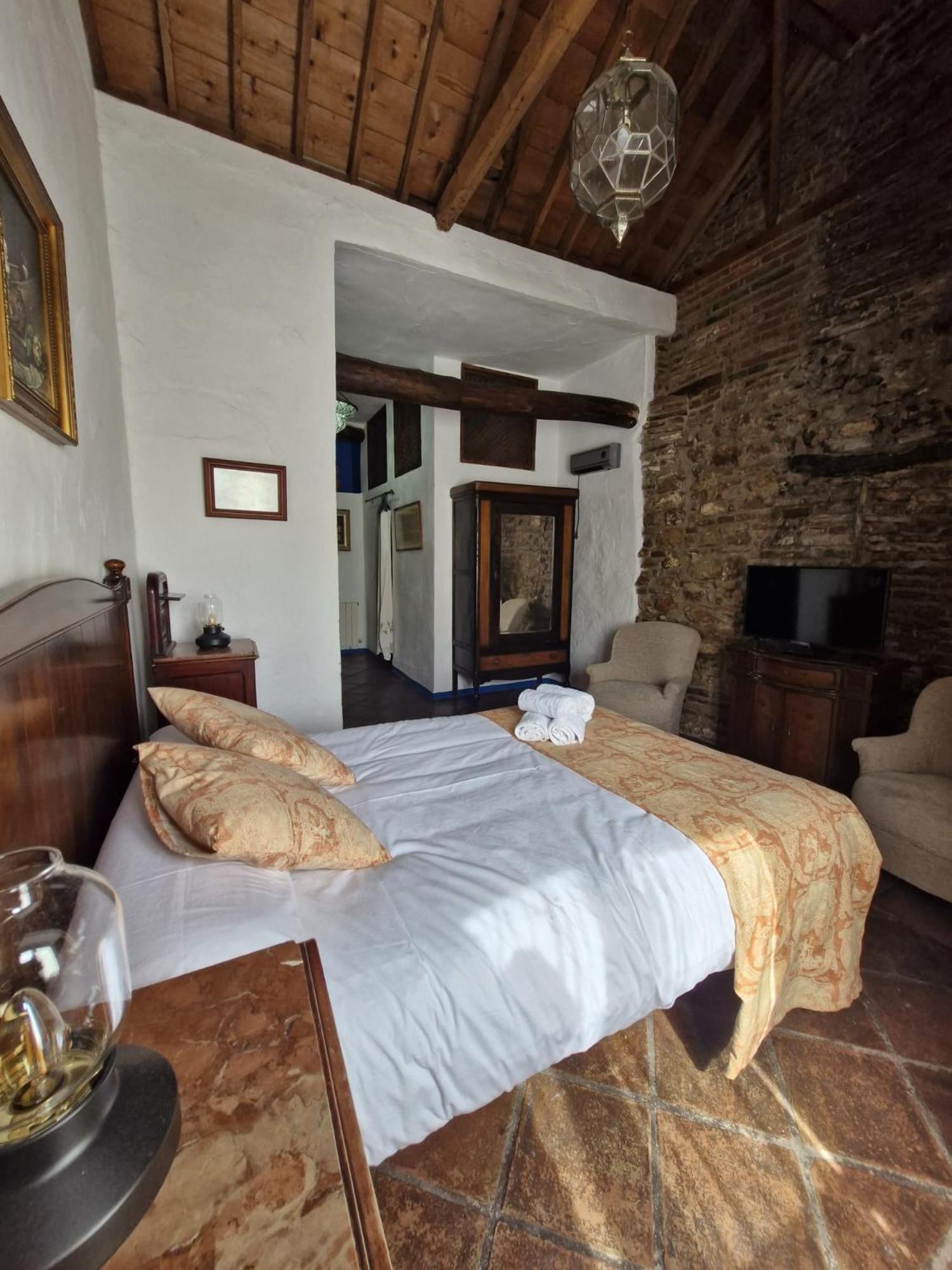 Hotel Rural Verde Oliva Comares 部屋 写真